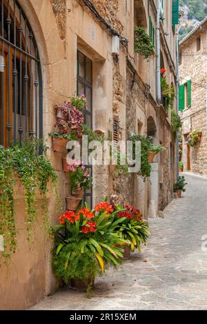 Gasse in Valldemossa, Mallorca Stockfoto