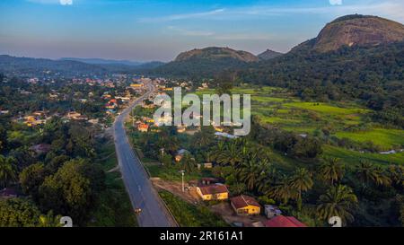 Der Granitgebirge in Zentralguinea Stockfoto