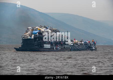 Overloaded riverboat on the Congo river, DR Congo Stock Photo