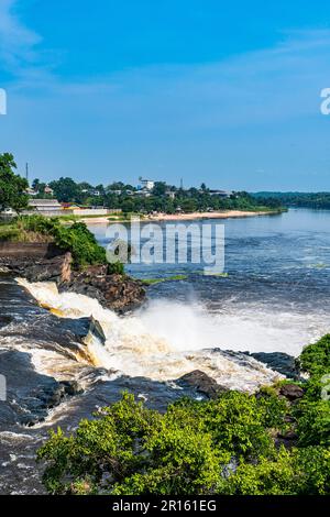 Stromschnellen auf dem Fluss Tshopo, Kisangani, DR Kongo Stockfoto