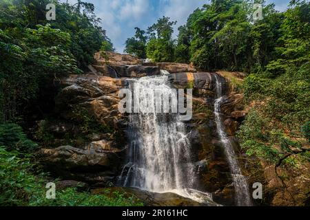 Kleine Wasserfälle in der Nähe des Zongo-Wasserfalls, DR Kongo Stockfoto