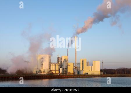 Kraftwerk, Datteln-Hamm-Kanal, Luenen, Ruhrgebiet, Nordrhein-Westfalen, Deutschland Stockfoto