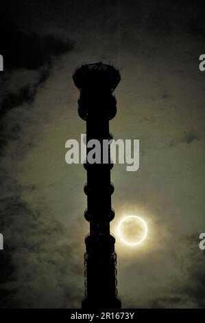 Tokyo Sky Tree und die ringförmige Sonnenfinsternis Stockfoto