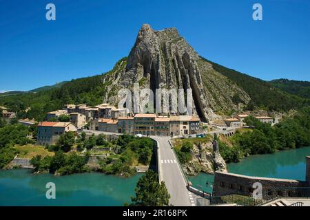 Sisteron on the DInsurance, Provence, Provence-Alpes-Cote d'Azur, Frankreich Stockfoto