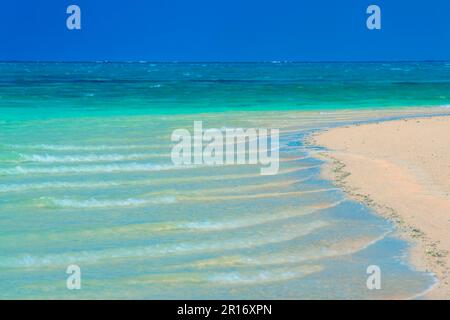 Surging Ripples und Hatenohama Beach Stockfoto