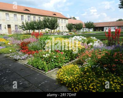 Deutschland, Bayern, Bayreuth: Farbenfrohe Gärten des Neuen Schlosses. Stockfoto