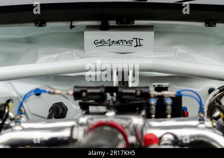 Gobstopper II Namensschild im Motorraum von Subaru Impreza mit dem Namen „Gobstopper II“, angetrieben von Olly Clark, Goodwood Festival of Speed. Schnellster Aufstieg Stockfoto