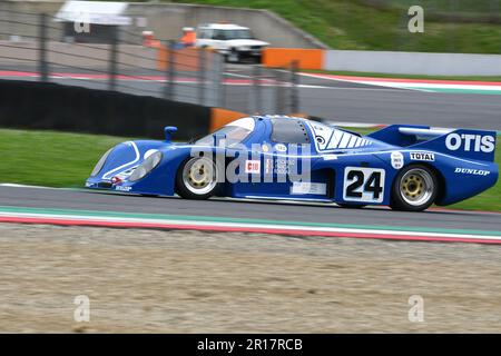 Scarperien, 2. April 2023: Rondeau M382. Jahr 1982 Ex Henri Pescarolo in Aktion während Mugello Classic 2023 auf dem Mugello Circuit in Italien. Stockfoto