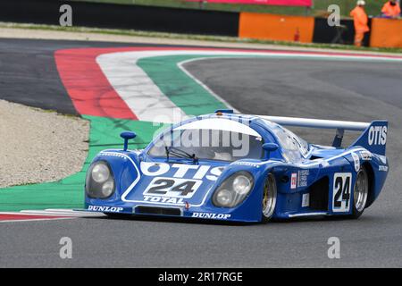 Scarperien, 2. April 2023: Rondeau M382. Jahr 1982 Ex Henri Pescarolo in Aktion während Mugello Classic 2023 auf dem Mugello Circuit in Italien. Stockfoto