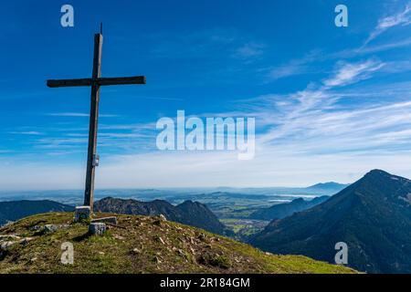Eine gemütliche Wanderung von Zoeblen Zugspitzblick zum Schoenkahler im wunderschönen Tannheimer Valley Stockfoto