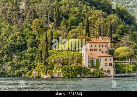 Villa Balbianello in Lenno am Comer See, vom See aus gesehen, Lombardei, Italien Stockfoto