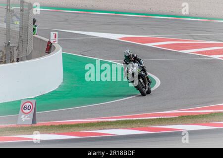 MONTMELLO, SPANIEN, 4. JUNI 2021: Maverick Vinales auf seiner #12 2021 Yamaha YZR-M1 (Team: Monster Energy Yamaha MotoGP), MotoGP-Weltmeisterschaft 2021 Stockfoto