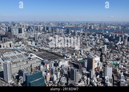 Oimachi Station Luftaufnahme von der südwestlichen Ferne Blick auf Odaiba, Rainbow Bridge Gegend Stockfoto