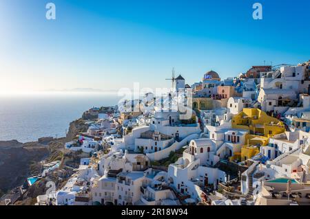 Sonnenuntergang über Santorin, Oia. Griechenland Stockfoto