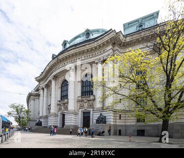 Sofia, Bulgarien. Mai 2023. Die Außenfassade des historischen Sofia-Universitätsgebäudes im Stadtzentrum Stockfoto