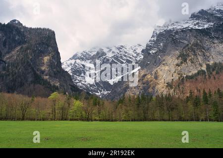 Foto der Aussicht auf die Pier St. Bartholomäus Stockfoto