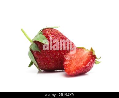 Erdbeeren auf weißem Hintergrund isoliert Stockfoto