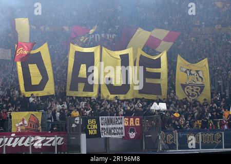 Stadio Olimpico, Rom, Italien. 11. Mai 2023. Europa League Fußball, Halbfinale erste Etappe; Roma gegen Bayer 04 Leverkusen; Roma's Fans Credit: Action Plus Sports/Alamy Live News Stockfoto