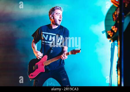 Jack Barakat von All Time Low tritt am 25. Februar 2023 live in Fabrique in Mailand auf (Foto: Alessandro Bremec/NurPhoto) Stockfoto