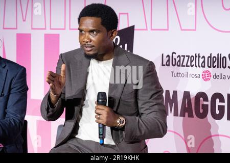 Mailand, Italien - 12 2023. Mai - Samuel Eto'o Gast in einer Talkshow der Mailänder Fußballwoche, die von La Gazzetta dello Sport Credit: Kines Milano/Alamy Live News ausgerichtet wird Stockfoto