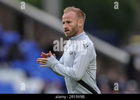 Peterborough, Großbritannien. 12. Mai 2023. Barry Bannan #10 von Sheffield Wednesday applaudiert den Fans beim Sky Bet League 1 Play-offs-Spiel Peterborough vs Sheffield Wednesday am 12. Mai 2023 im Weston Homes Stadium, Peterborough, Großbritannien, (Foto von Mark Cosgrove/News Images) in Peterborough, Großbritannien, am 5./12. Mai 2023. (Foto: Mark Cosgrove/News Images/Sipa USA) Guthaben: SIPA USA/Alamy Live News Stockfoto