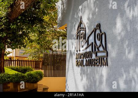 Mysore Railway Museum Karnataka India September 1 2022 Touristen besuchen das Mysore Railway Museum in Karnataka India Stockfoto