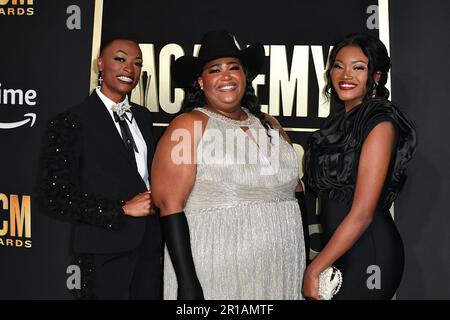Frisco, USA. 11. Mai 2023. Chapel Hart nimmt am 11. Mai 2023 im Ford Center in Frisco, Texas, an den Academy of Country Music Awards 58. Teil. Foto: Casey Flanigan/imageSPACE Credit: Imagespace/Alamy Live News Stockfoto