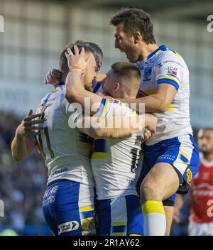 Warrington, Cheshire, England, 12. Mai 2023. Warrington feiert Ben Curries Versuch während der Warrington Wolves V Hull Kingston Rovers im Halliwell Jones Stadium, der Betfred Super League. (Bild: ©Cody Froggatt/Alamy Live News) Stockfoto