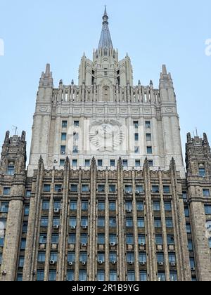 Moskau, Russland - 22. Januar 2022: Das Außenministerium der Russischen Föderation auf dem Smolenskaya-Platz Moskau, Russland. Stockfoto