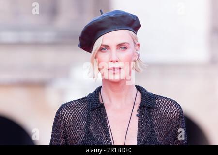 Rom, Italien. 12. Mai 2023. Schauspielerin Charlize Theron nimmt am 12. Mai 2023 an der Premiere des Films „Fast X“ vor dem Kolosseum in Rom Teil (Foto: Matteo Nardone/Pacific Press) Kredit: Pacific Press Media Production Corp./Alamy Live News Stockfoto