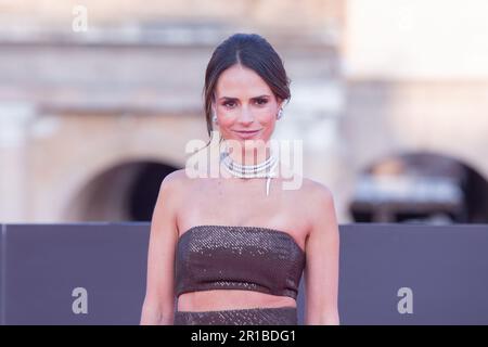 Rom, Italien. 12. Mai 2023. Schauspielerin Jordana Brewster nimmt am 12. Mai 2023 an der Premiere des Films „Fast X“ vor dem Kolosseum in Rom Teil (Foto: Matteo Nardone/Pacific Press). Kredit: Pacific Press Production Corp./Alamy Live News Stockfoto