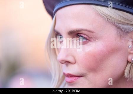 12. Mai 2023, Rom, Italien: Schauspielerin Charlize Theron nimmt am 12. Mai 2023 an der Premiere des Films „Fast X“ vor dem Kolosseum in Rom Teil (Kreditbild: © Matteo Nardone/Pacific Press via ZUMA Press Wire) REDAKTIONELLER GEBRAUCH! Nicht für den kommerziellen GEBRAUCH! Stockfoto