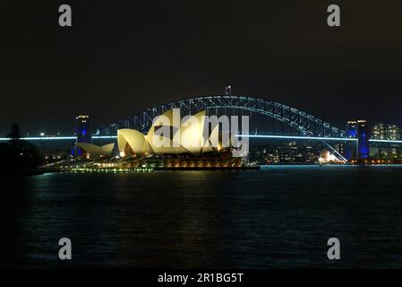 Spezielle Brückenbeleuchtung feiert das 75. Jubiläum der Sydney Harbour Bridge. Sydney, Australien. 18.03.2007. Stockfoto