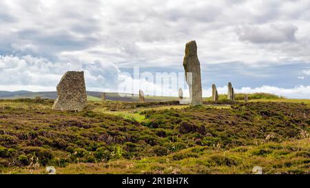 Neolithischer Steinkreis, Ring of Brodgar, Festland, Orkney-Inseln, Schottland, Großbritannien Stockfoto