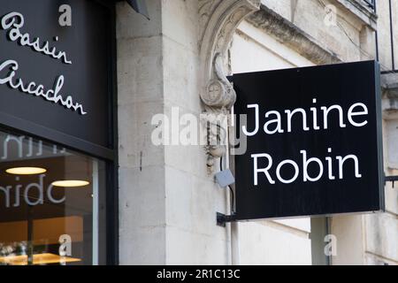 Bordeaux , Aquitaine France - 05 09 2023 : janine Robin Logo Marke und Textschild an der Wand Fassadeneingang in der Stadt Stockfoto