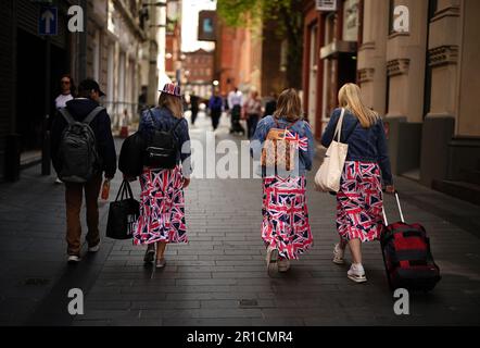 Die Menschen in Liverpool am Tag des großen Finales des Eurovision Song Contest. Foto: Samstag, 13. Mai 2023. Stockfoto