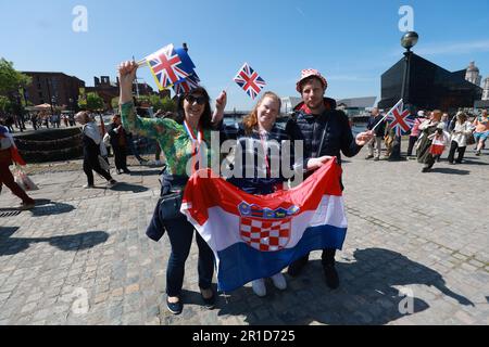 Liverpool, Großbritannien. 09. Mai 2023. Die Atmosphäre in der Stadt vor Beginn der Eurovision-Abschlussnacht am 13. Mai 2023 in Liverpool, Großbritannien. Foto: Sanjin Strukic/PIXSELL Credit: Pixsell/Alamy Live News Stockfoto