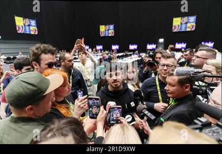 13. Mai 2023, Liverpool, Vereinigtes Königreich: Finnlands Â Kaarija stellt sich den Medien beim theÂ Eurovision Song Contest 2023 (Kreditbild: © Andy von Pip/ZUMA Press Wire) NUR REDAKTIONELLER GEBRAUCH! Nicht für den kommerziellen GEBRAUCH! Stockfoto