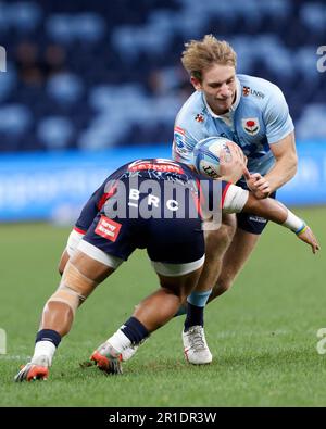 Sydney, Australien. 13. Mai 2023. Max Jorgensen von den Waratahs wird am 13. Mai 2023 im Allianz Stadium beim Super Rugby Pacific Match zwischen den Waratahs und den Rebellen in Sydney, Australien, angegriffen. Credit: IOIO IMAGES/Alamy Live News Stockfoto