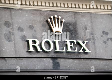 London, Großbritannien. 11. Mai 2023. Ein Ladenschild des ROLEX Store am 07. Mai 2023 in London, England. Foto: David Niviere/ABACAPRESS.COM Kredit: Abaca Press/Alamy Live News Stockfoto