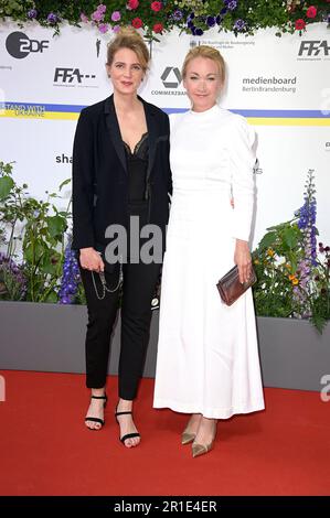 Rike Schmid und Lisa Maria Potthoff bei der 73. Verleihung des Deutschen Filmpreises 2023 im Theater am Potsdamer Platz. Berlin, 12.05.2023 Stockfoto