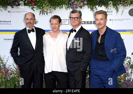 Edward Berger, Felix Kammerer, Malte Grunert und Albrecht Schuch bei der 73. Verleihung des Deutschen Filmpreises 2023 im Theater am Potsdamer Platz. Berlin, 12.05.2023 Stockfoto