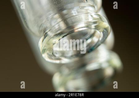 Mpty Glas-Arzneimittelfläschchen Makrofoto, Stockfoto