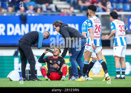 Heerenveen, Niederlande. 13. Mai 2023. HEERENVEEN, NIEDERLANDE - MAI 13: Kenzo Goudmijn von Excelsior Rotterdam während des niederländischen Eredivisie-Spiels zwischen SC Heerenveen und Excelsior Rotterdam im Abe Lenstra Stadion am 13. Mai 2023 in Heerenveen, Niederlande (Foto von Pieter van der Woude/Orange Pictures). Kreditlinie: Orange Pics Live BV/Alamy News Stockfoto