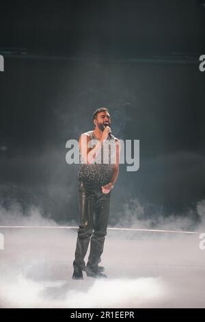 Italien nimmt Marco Mengoni beim Grand Finale des Eurovision Song Contest in der M&S Bank Arena in Liverpool an. Foto: Samstag, 13. Mai 2023. Stockfoto