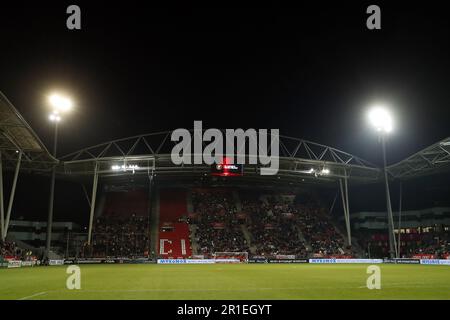 UTRECHT - Spiel auf Eis während des niederländischen Premier-League-Spiels zwischen dem FC Utrecht und dem RKC Waalwijk im Stadion Galgenwaard am 13. Mai 2023 in Utrecht, Niederlande. ANP BART STOUTJESDYK Stockfoto