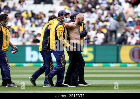 Melbourne, Australien, 26. Dezember 2021. MELBOURNE, AUSTRALIEN - 26. DEZEMBER: Anti-Regierungs-Protestspieler auf dem Melbourne Cricket Ground am 26. Dezember 2021 in Melbourne, Australien, während des Boxing Day Test Match in der Ashes-Serie zwischen Australien und England. (Foto: Dave Hewison/Speed Media) Kredit: Dave Hewison/Speed Media/Alamy Live News/Alamy Live News Stockfoto