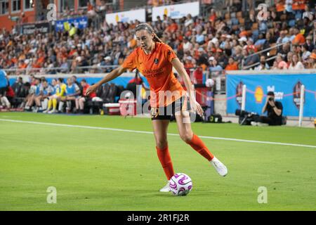 Houston, Usa. 12. Mai 2023. Houston, Texas, Mai 12. 2023: Joelle Anderson (29 Houston Dash) kontrolliert den Ball während des regulären Saisonspiels des Houston Dash und Portland Thorns FC im Shell Energy Stadium in Houston, Texas. (GIA Quilap/SPP) Guthaben: SPP Sport Press Photo. Alamy Live News Stockfoto