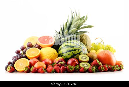 Komposition mit verschiedenen Früchten. Ausgewogene Ernährung Stockfoto
