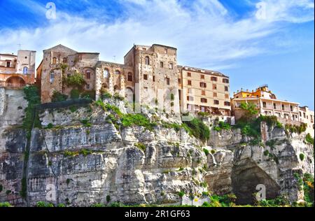 Die Stadt Tropea in der Provinz Vibo Valentia, Kalabrien, Italien Stockfoto